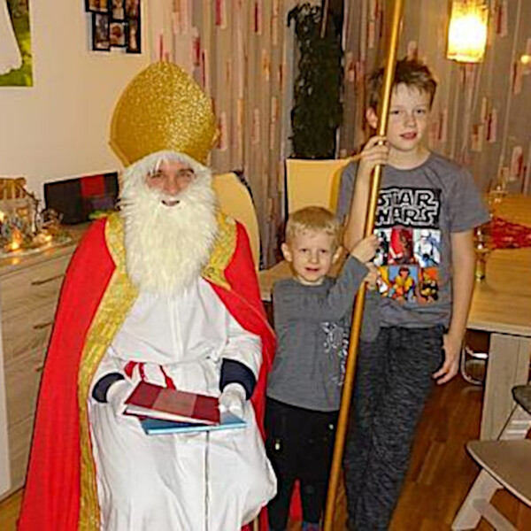 Nikolaus Hausbesuche / © Pfarrgemeinde Leonding-Hart-St. Johannes Nikolaus Hausbesuche