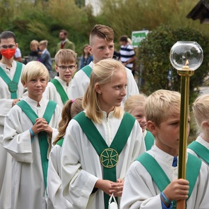 Zug zum Pfarrheim