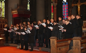 Der Chor des Konservatoriums für Kirchenmusik der Diözese Linz