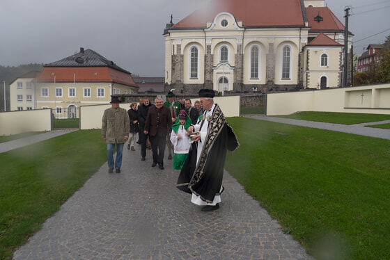 Kriegerehrung und Friedhofsegnung