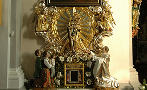 Marienaltar der Pfarrkirche Kopfing